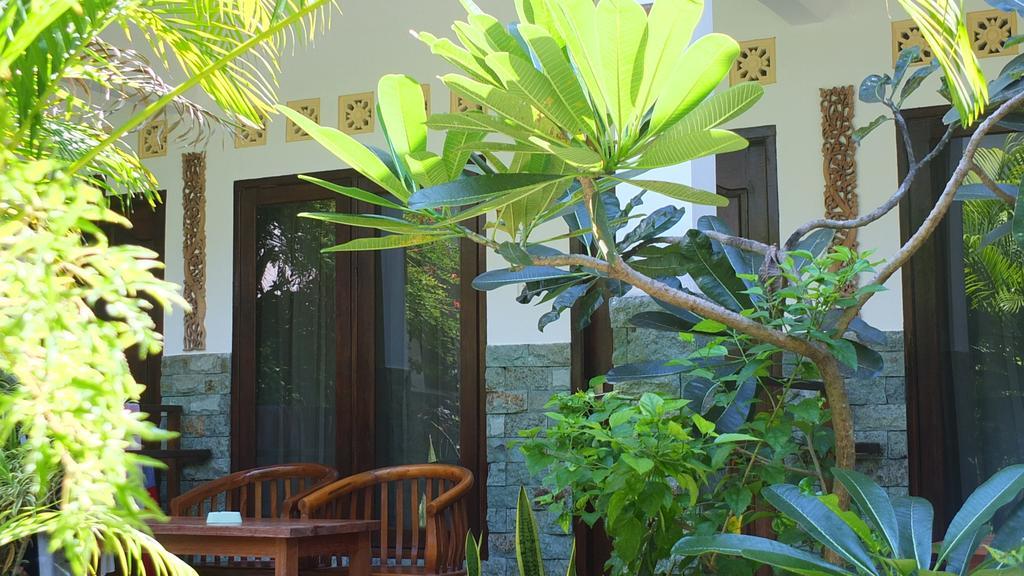 Ricel Homestay Gili Trawangan Exterior photo